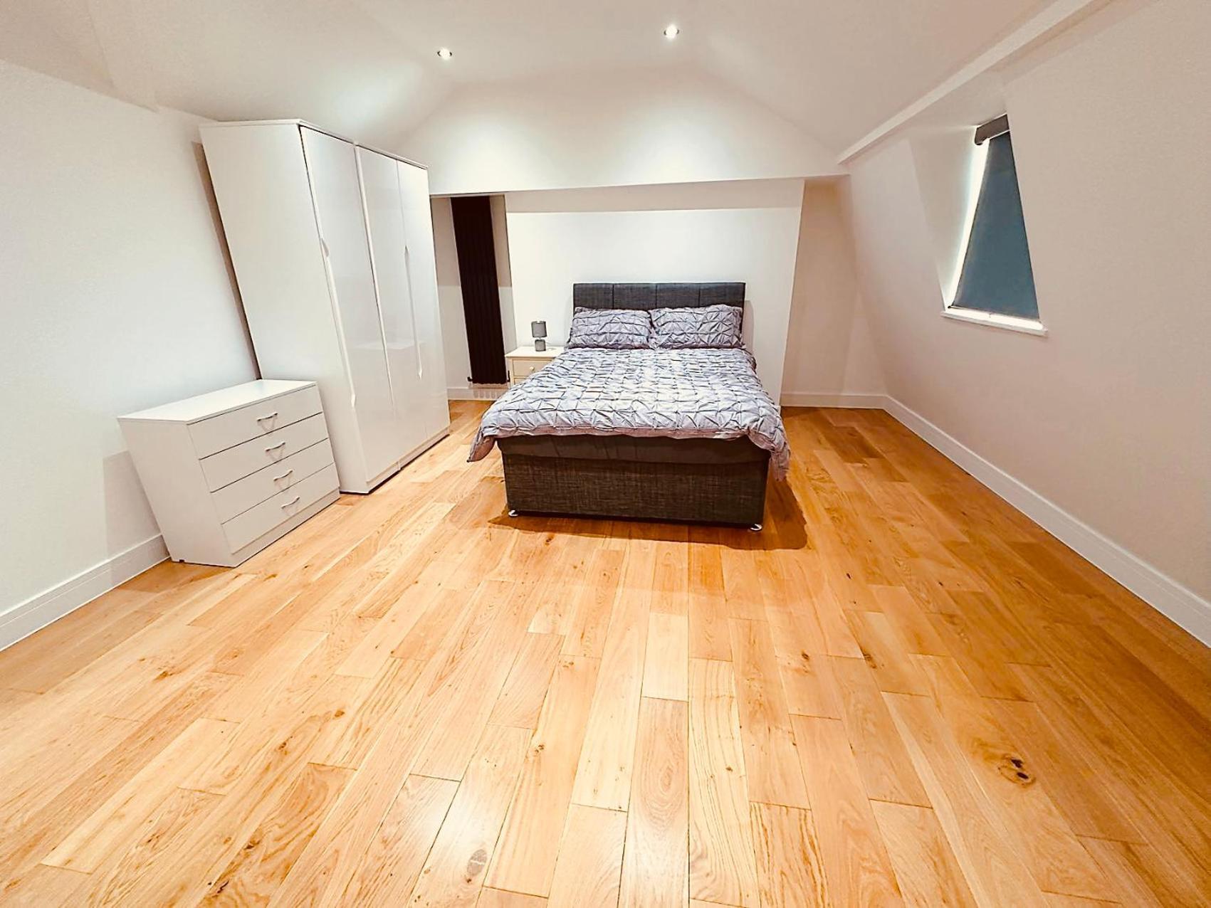 3 Bed 2 Bath Apartment Near Greenwich Park 6 Guests Maximum لندن المظهر الخارجي الصورة