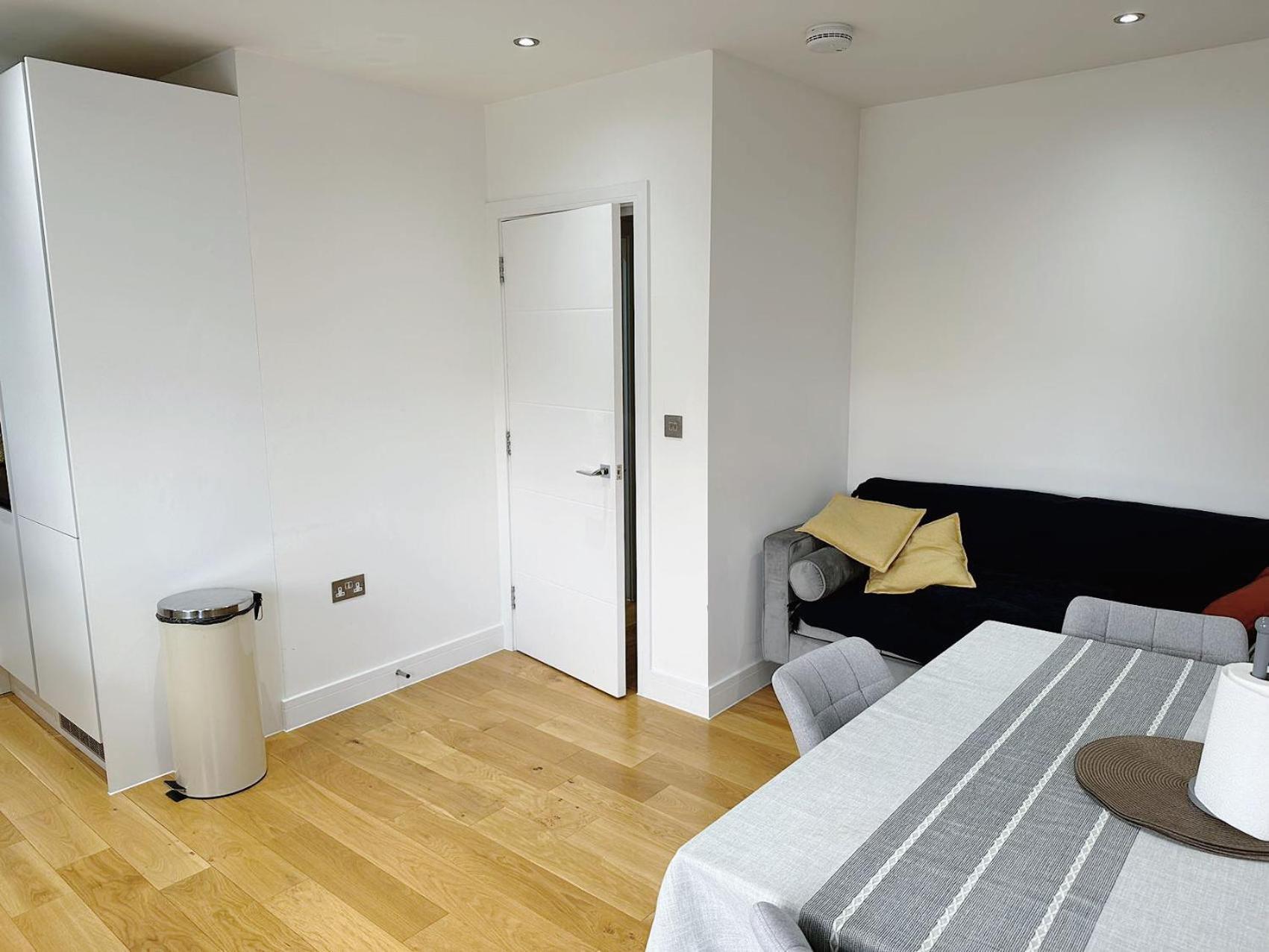 3 Bed 2 Bath Apartment Near Greenwich Park 6 Guests Maximum لندن المظهر الخارجي الصورة
